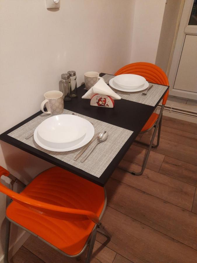 Lyra Apartment Sfântu-Gheorghe Extérieur photo